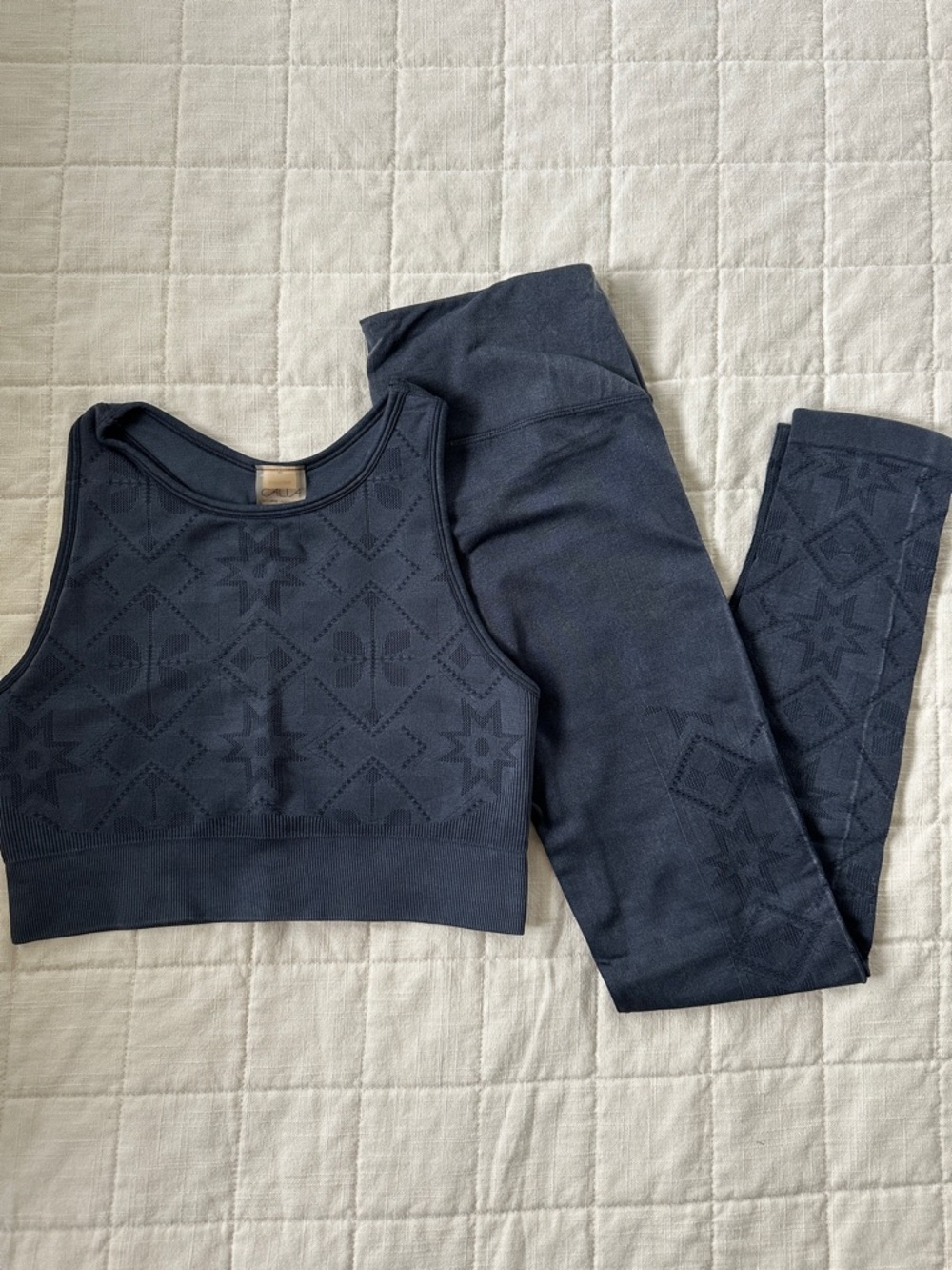 CALIA by Carrie Underwood Navy Seamless Workout Set - Crop Tank & Leggings